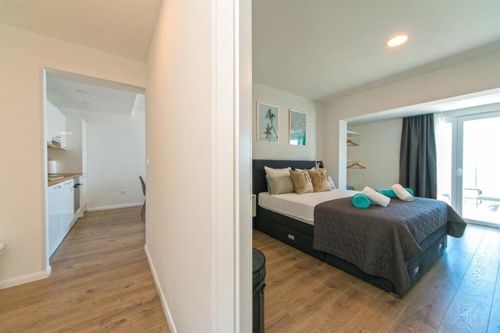 Apartman Macan Brela Buitenkant foto