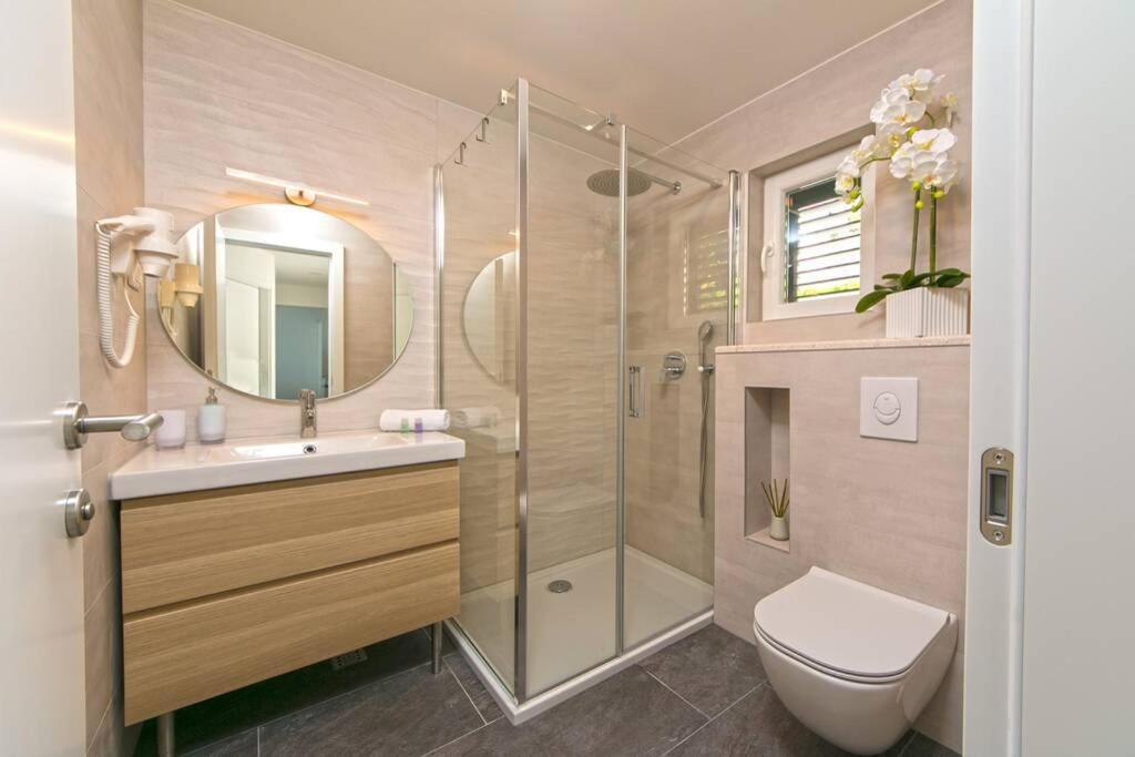 Apartman Macan Brela Buitenkant foto